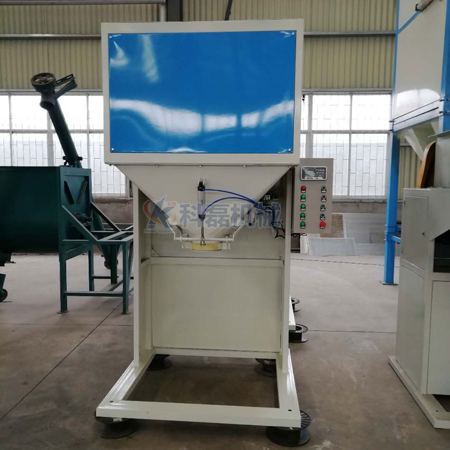 KLC-50K包裝機（單鬥(dou)雙秤） 敞口袋包(bāo)裝機 敞口袋包(bao)裝秤 第1張