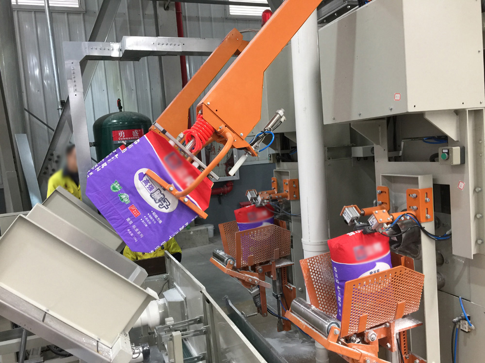 全自動閥(fá)口上袋機(jī) 自動上袋(dài)機 全自動(dòng)包裝機 第(di)1張