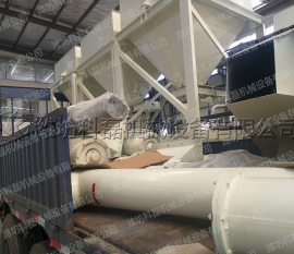 襄阳(yáng)用裕橡胶制(zhì)造有限公司(si)(H5网站)攪拌、輸(shu)送整套設備(bèi)發貨實拍 螺(luó)旋輸送 絞龍(long) 料倉 攪拌站(zhan)